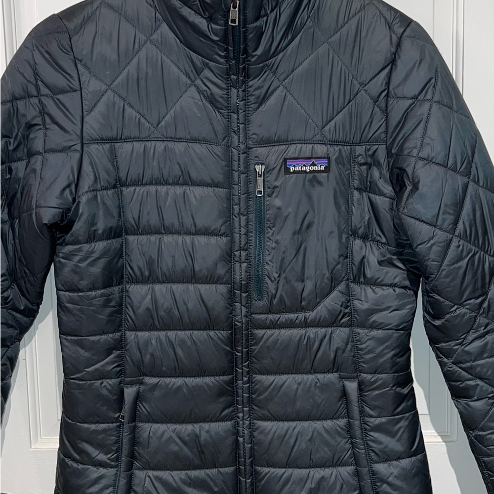 Patagonia women dark green Puffer Jacket